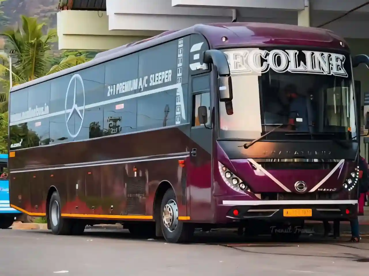 Ecoline bus